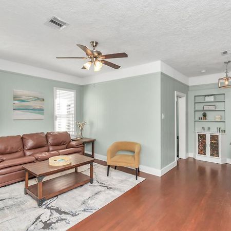 2 Kitchens,2 Living Rooms,4 Bedrooms-Close To All! غالفيستون، تكساس المظهر الخارجي الصورة