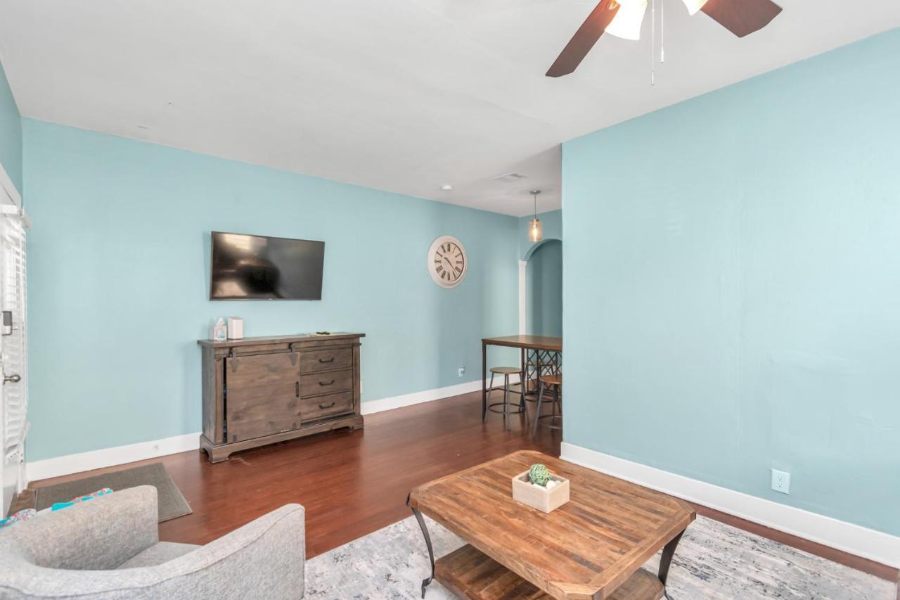 2 Kitchens,2 Living Rooms,4 Bedrooms-Close To All! غالفيستون، تكساس المظهر الخارجي الصورة