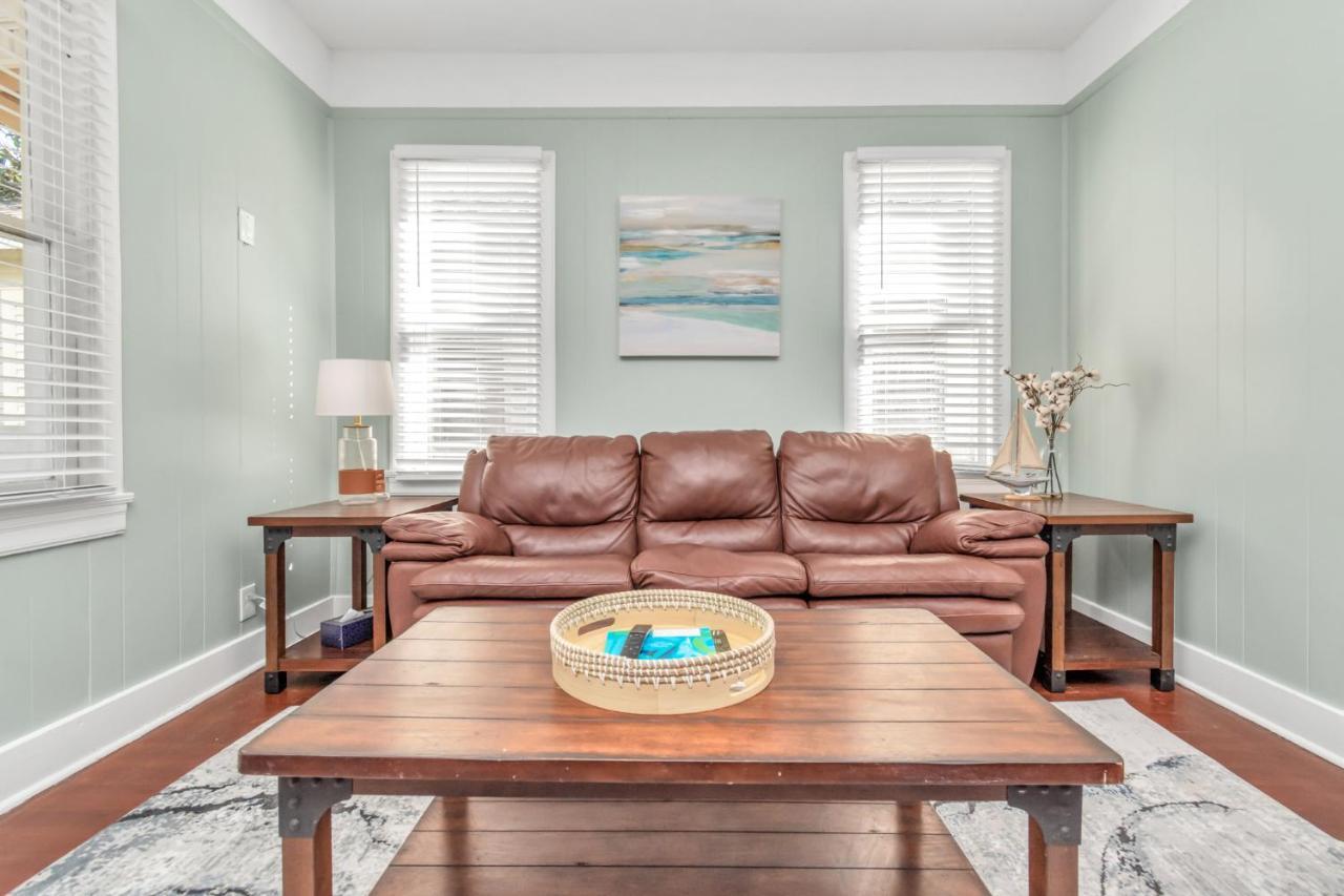 2 Kitchens,2 Living Rooms,4 Bedrooms-Close To All! غالفيستون، تكساس المظهر الخارجي الصورة