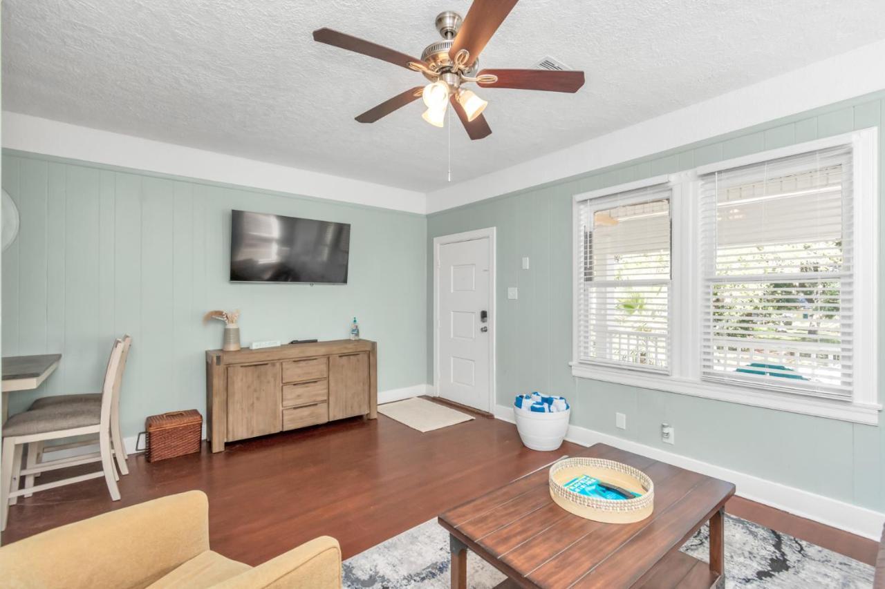 2 Kitchens,2 Living Rooms,4 Bedrooms-Close To All! غالفيستون، تكساس المظهر الخارجي الصورة